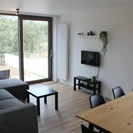 West Bay Familieappartement Апартаменты *